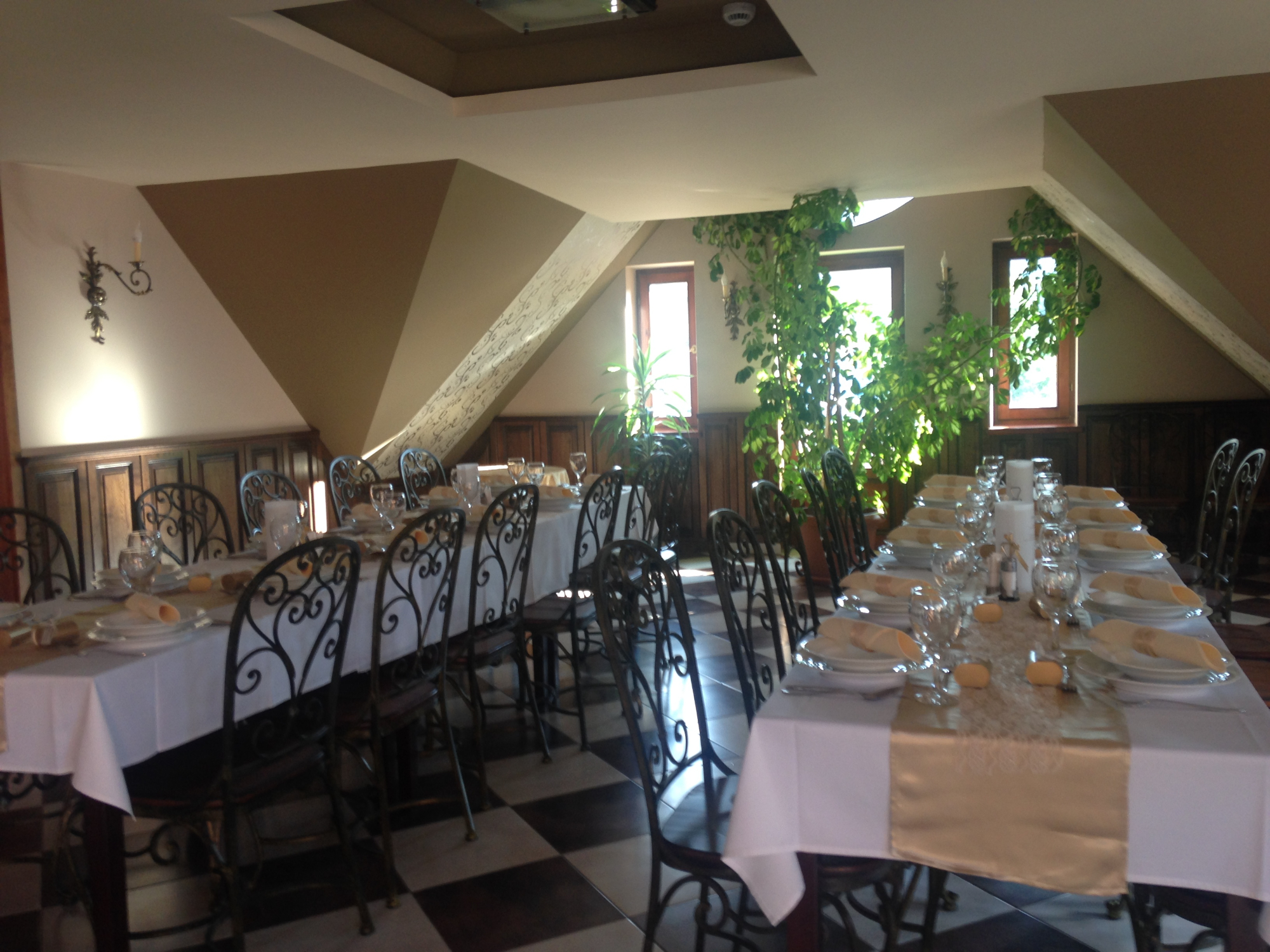 Látogasson el éttermünkbe